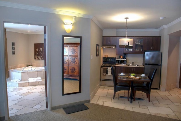 Hotel Brossard image 52